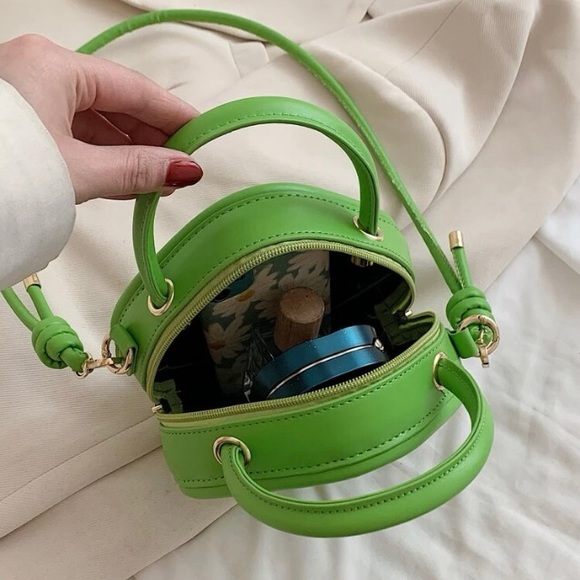 Lime Green Minimalist purse - Picture 4 of 4